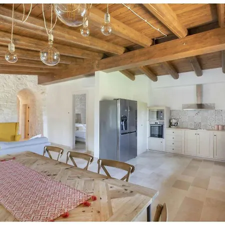 Appartement Villa With Pool In Bari Bari